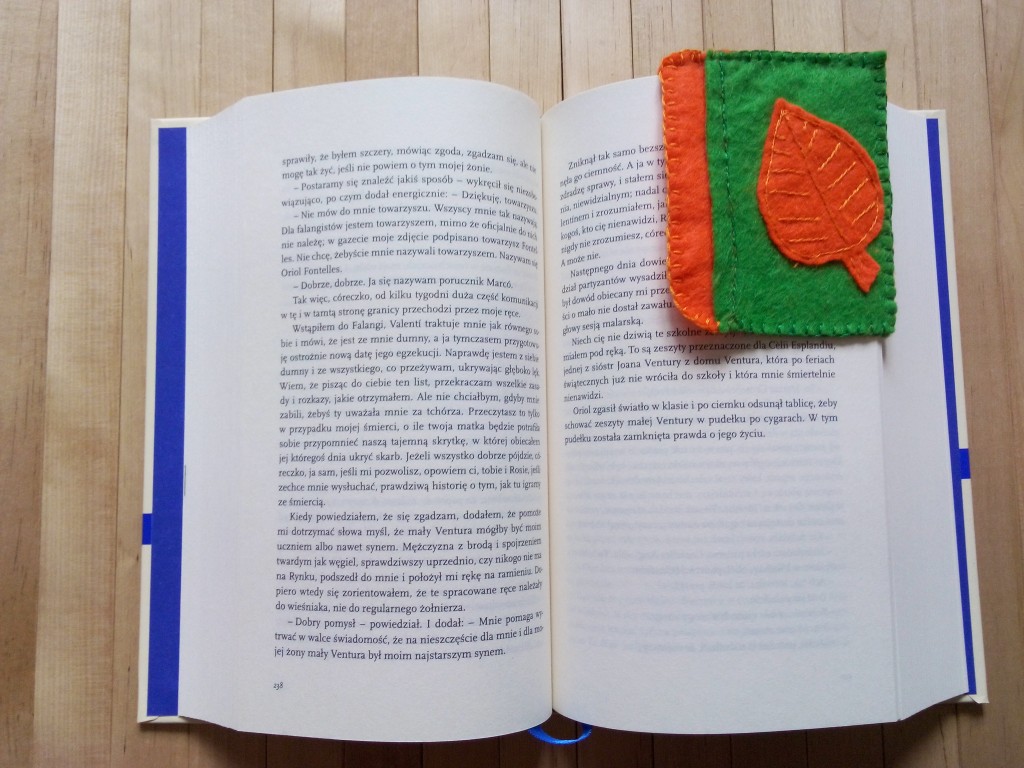 Pomarańczowy liść